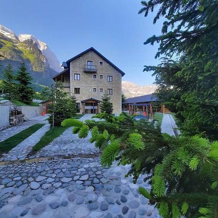 Hotel Margjeka Valbone Exteriér fotografie