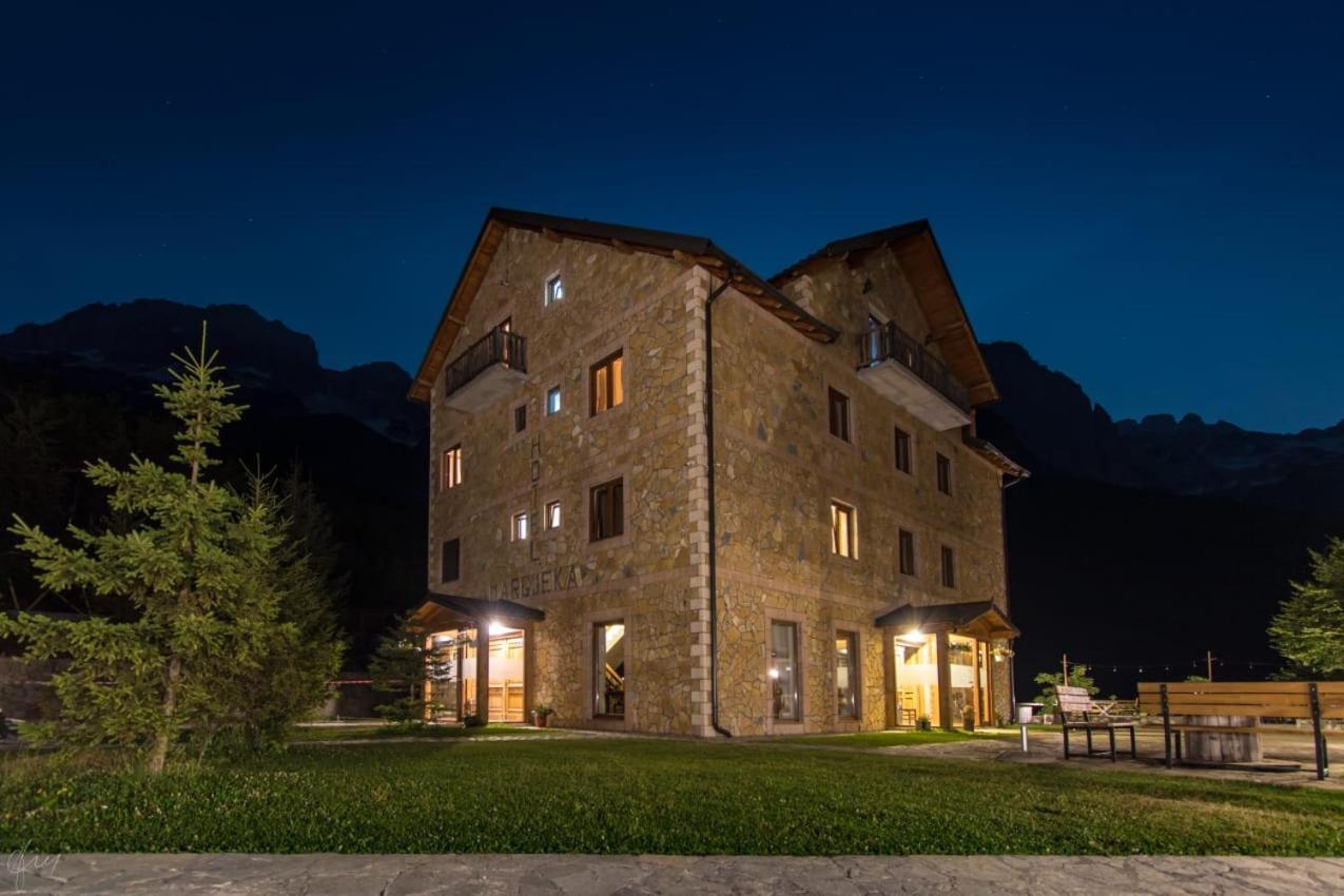 Hotel Margjeka Valbone Exteriér fotografie