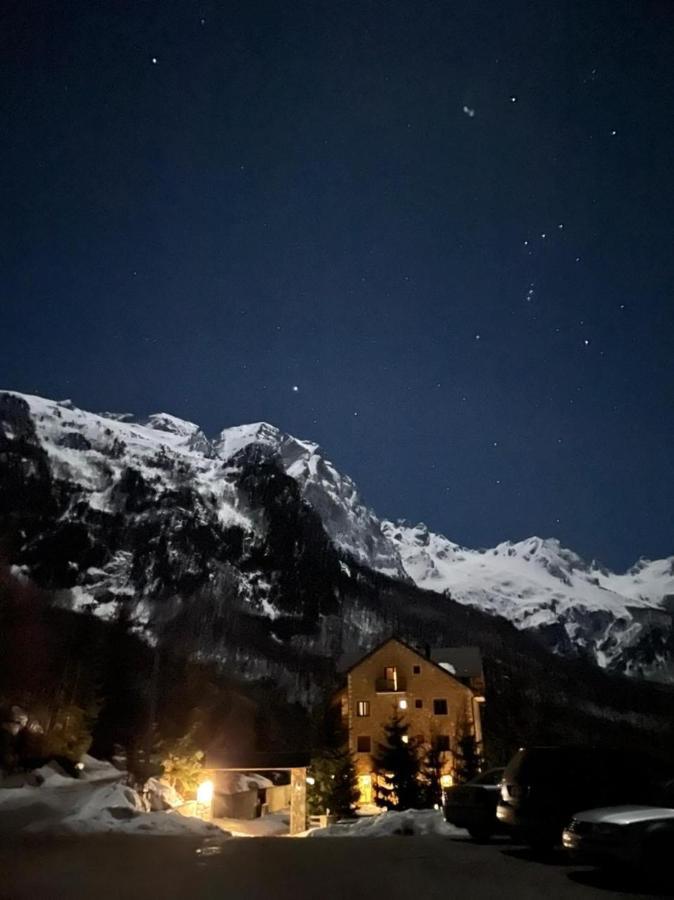 Hotel Margjeka Valbone Exteriér fotografie