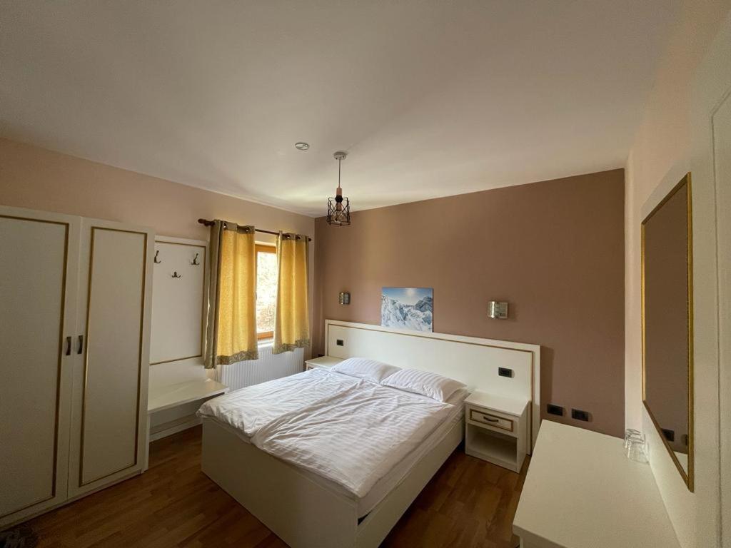 Hotel Margjeka Valbone Exteriér fotografie